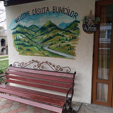 Casuta Bunicilor Villa Dorna Cindrenilor Exterior foto