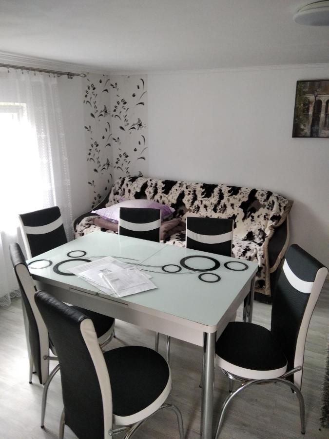 Casuta Bunicilor Villa Dorna Cindrenilor Exterior foto